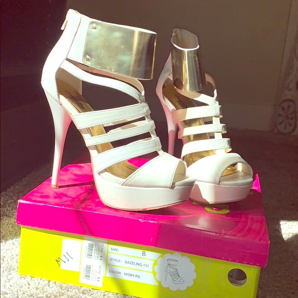 Cute Heels Size 8
